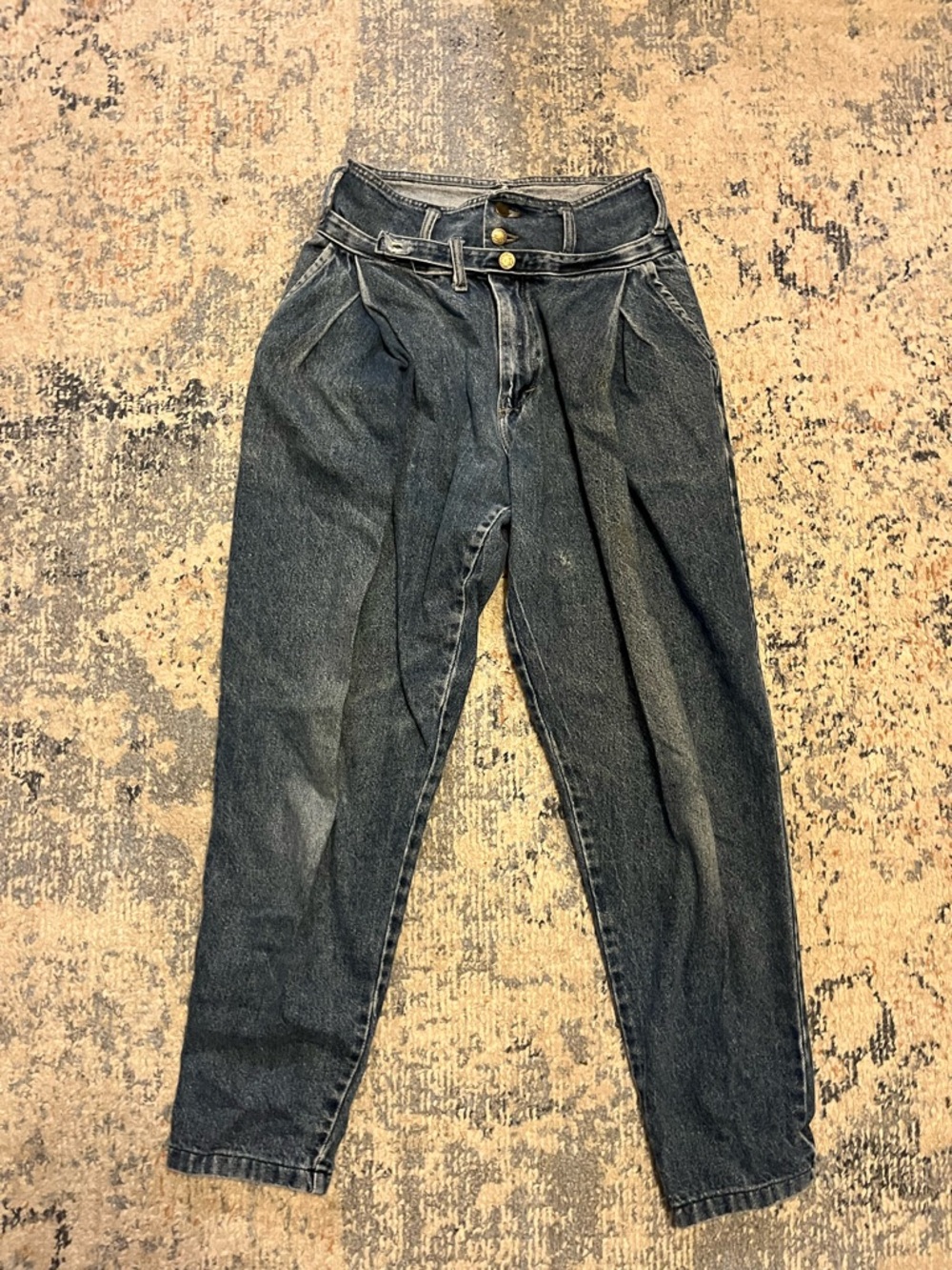 Vintage High-Waist Pleated Dark Wash Jeans